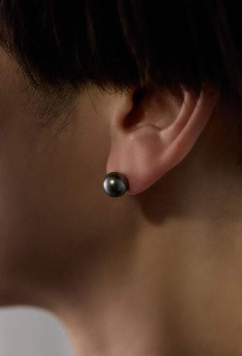 Black South Sea Pearl Pierce