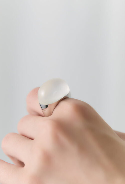 Milky Quartz Rock Ring / Round / Silver